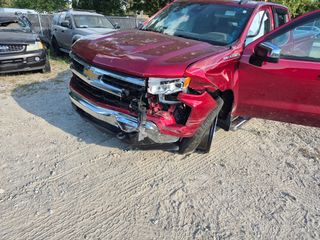 2022 Chevrolet Silverado 1500 LT - Primary Damage Left Image